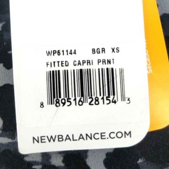 New Balance Capri Leggings Womens XS Black Gray Print Fitted Running Workout - Picture 7 of 12